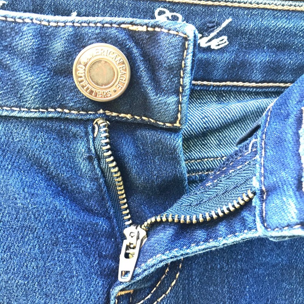 American Eagle Skinny Jeans size 2 - Picture 6 of 11